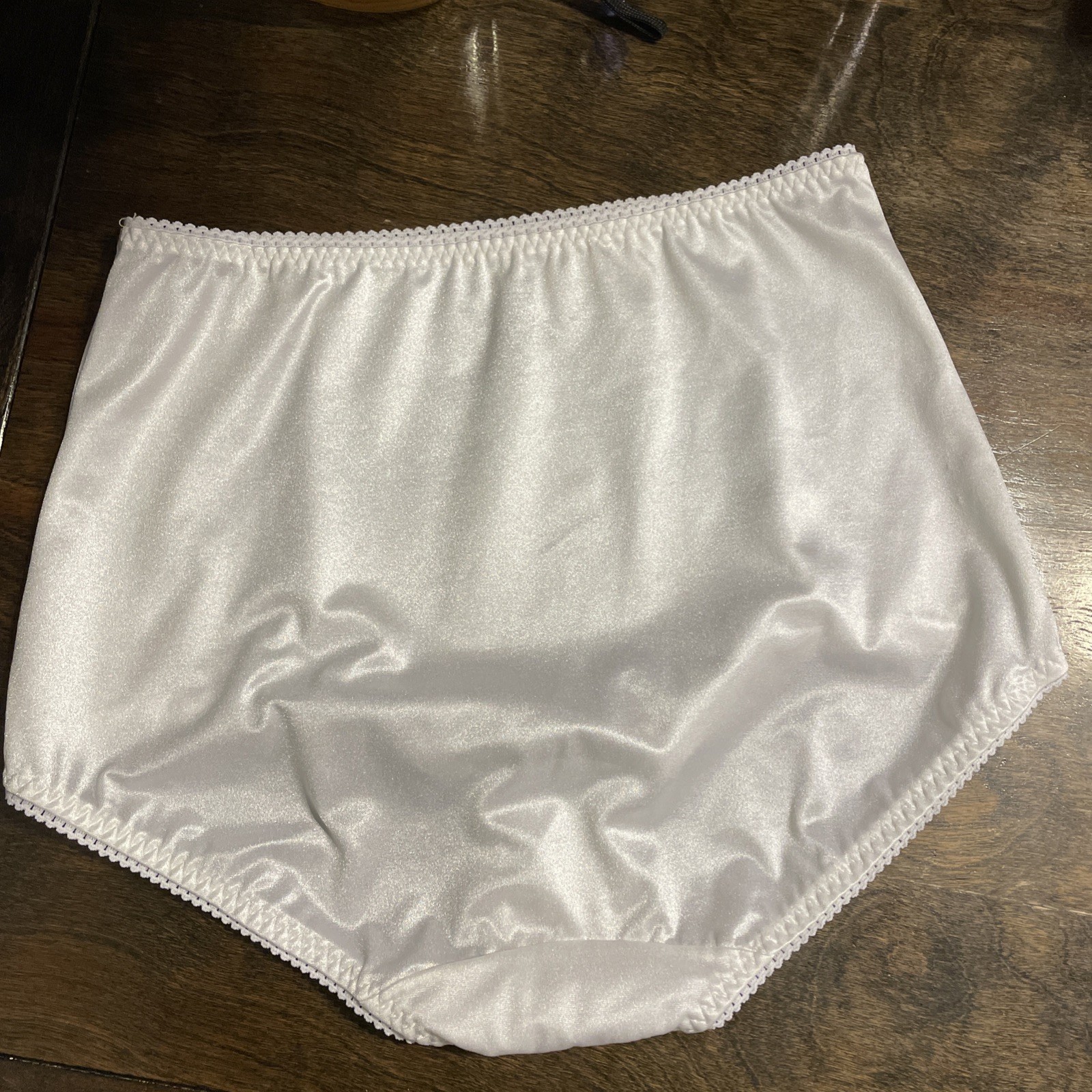 Vanity Fair XL Body Undershaper White Hi Shine Silky Brief Panties 3440301 NWT