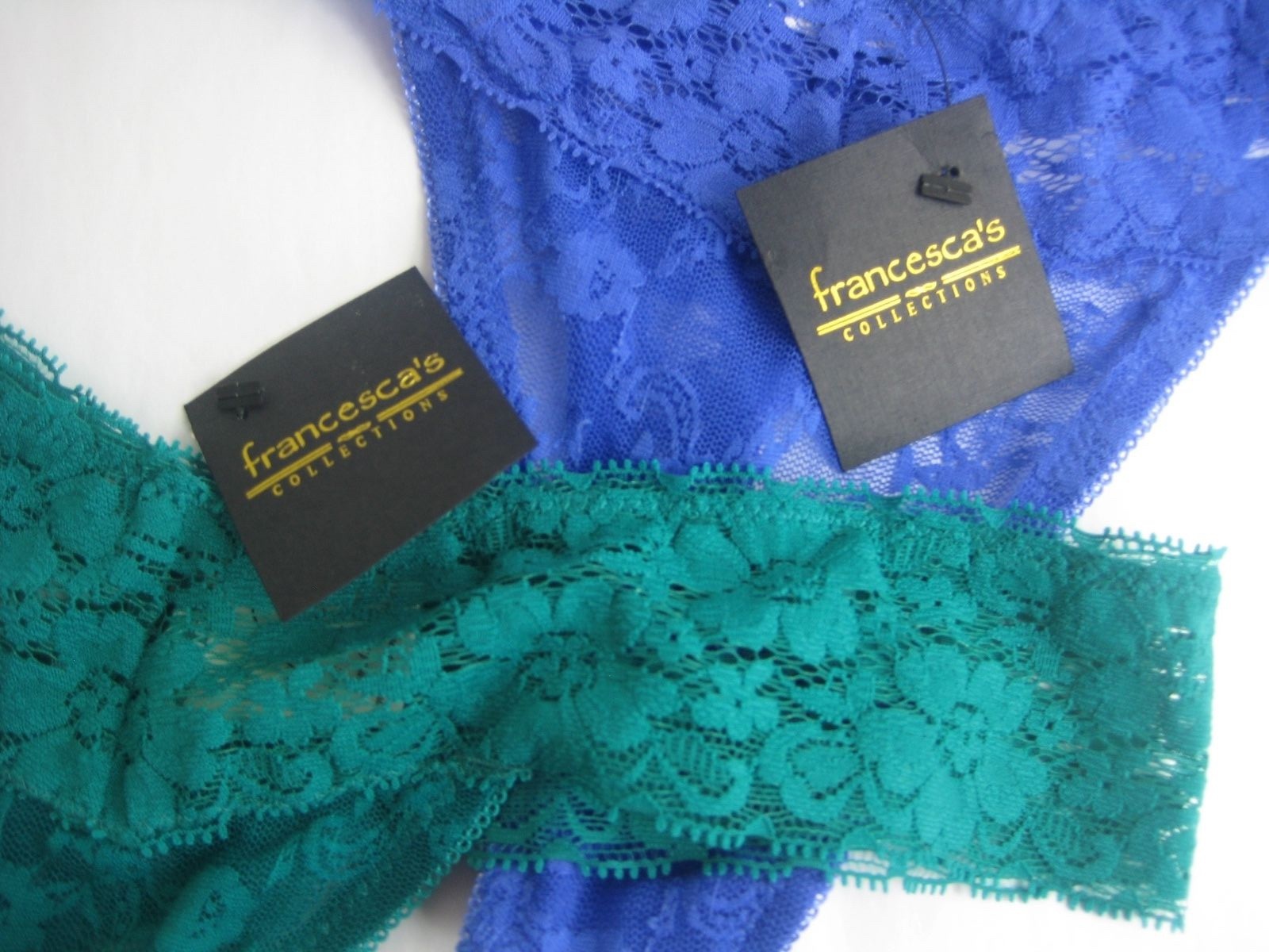 NWT FRANCESCA’S COLLECTION LACE THONGS BLUE/GREEN ONE SIZE FITS ALL *