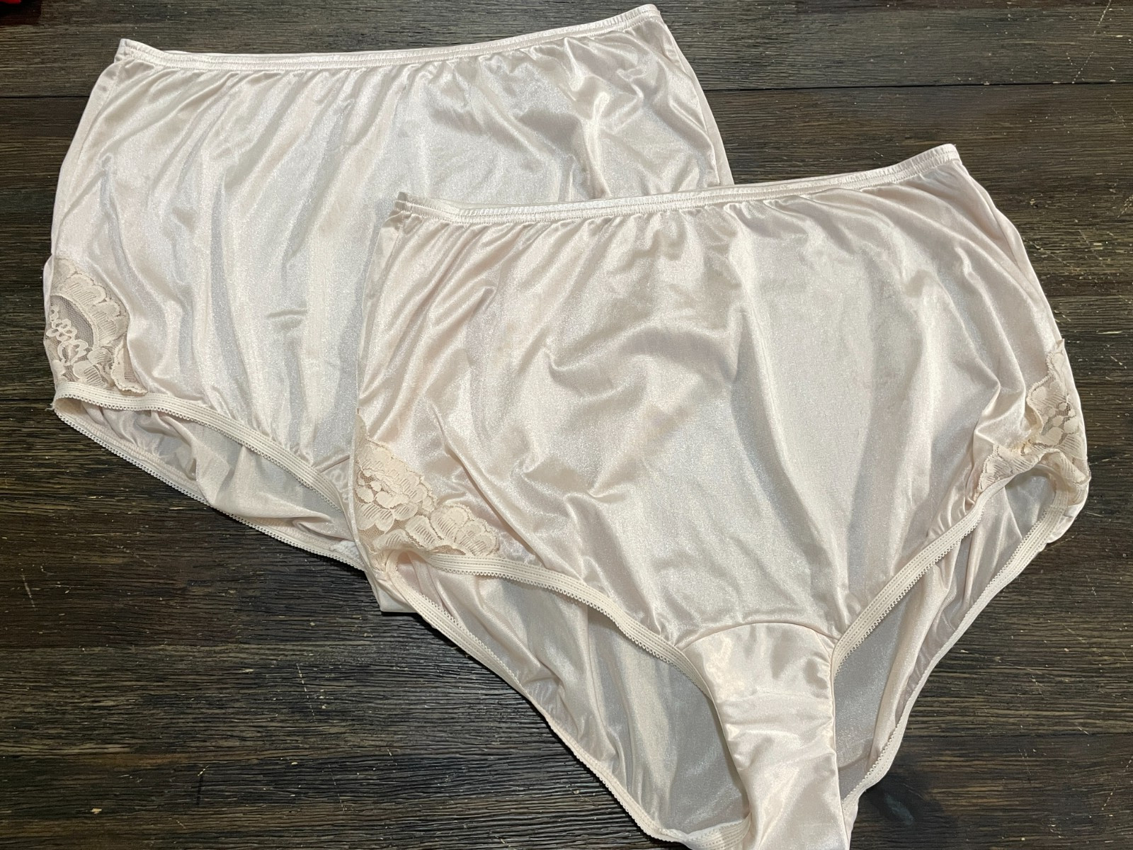 Vanity Fair size 8 XL 2-pack lace inset panties briefs nylon sheer hipster NEW