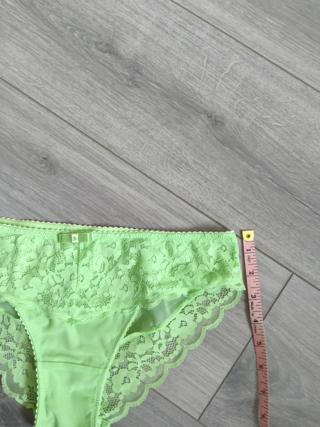 BNWOT Sainsburys TU Bright Green Lace Trim Briefs Size 12