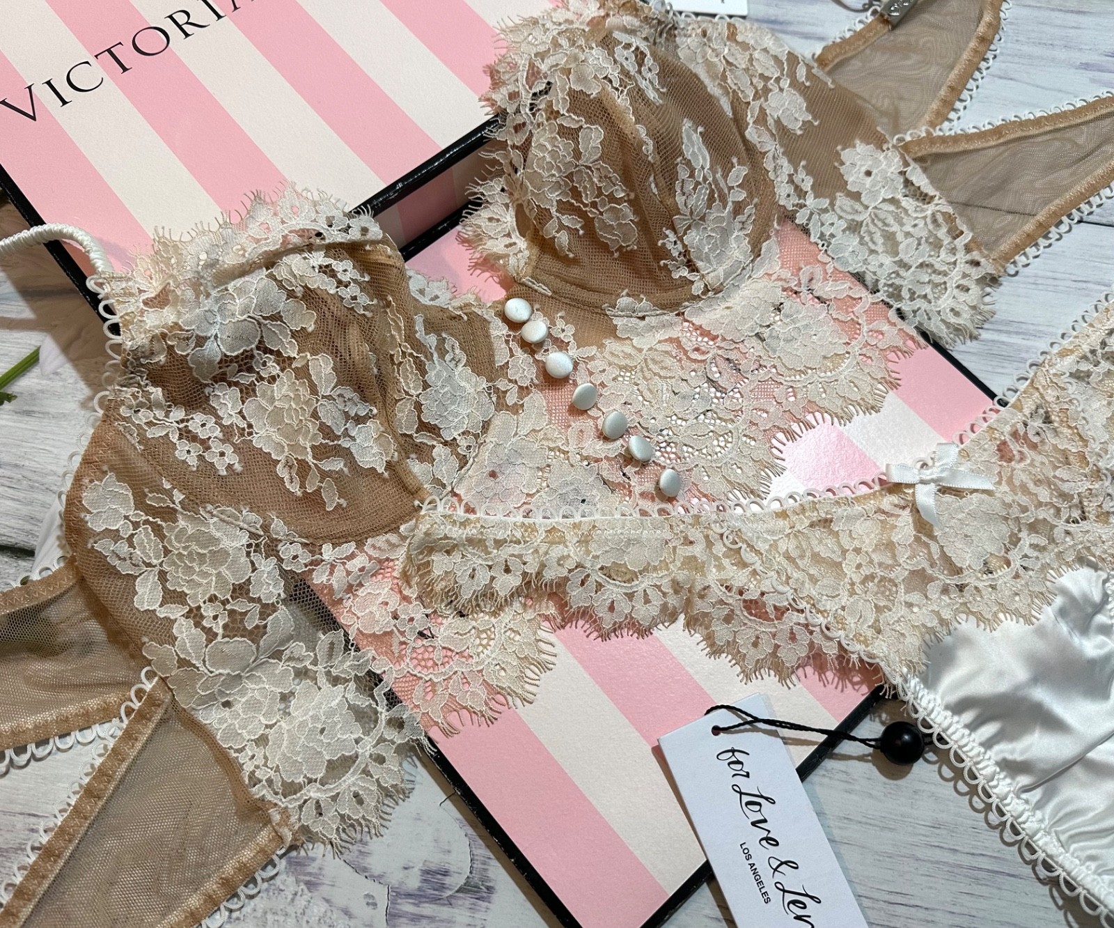 For Love And Lemons Faye Lace Thong Panty White Large