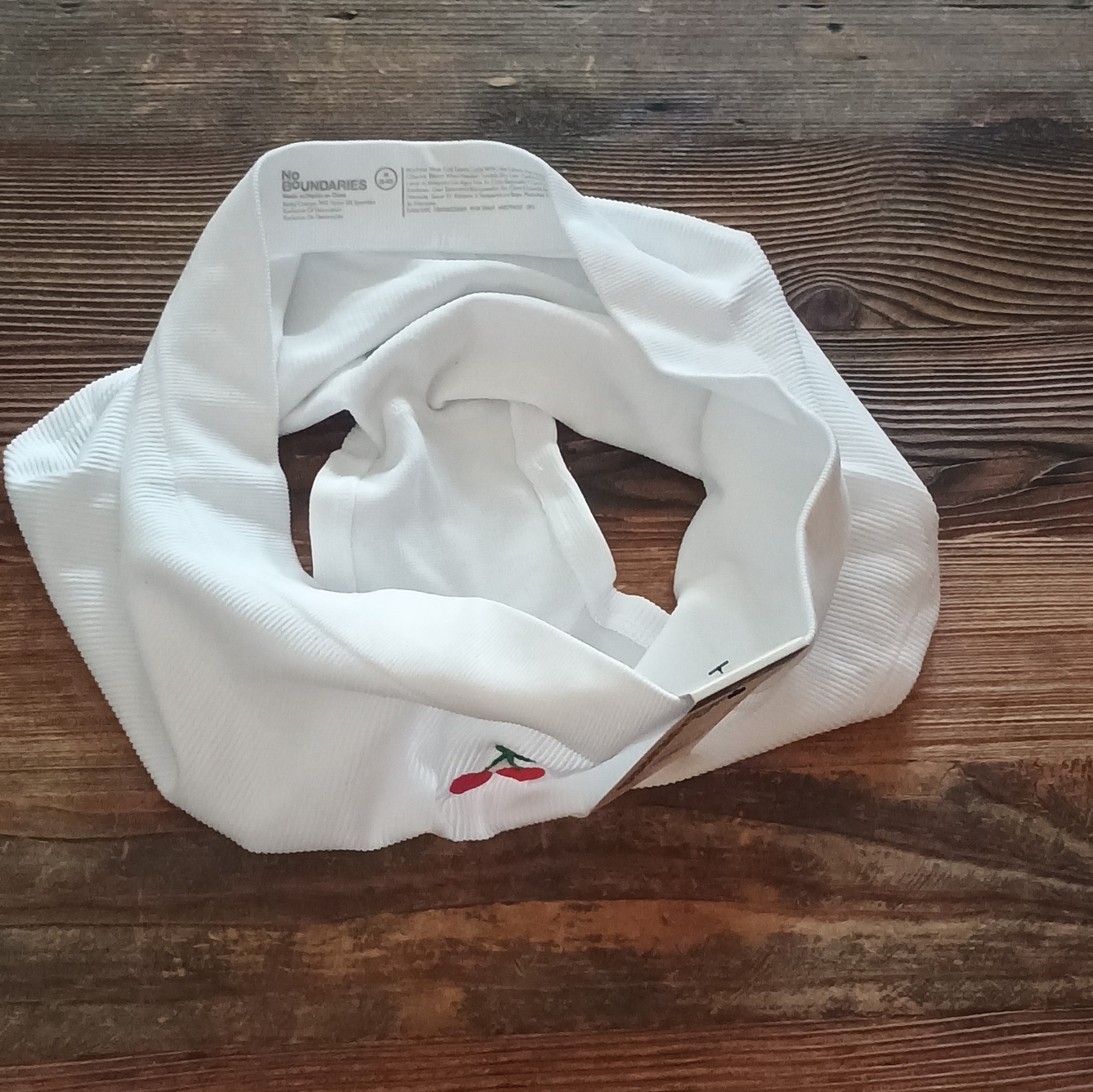 No Boundaries Seamless Rib Boyshort Panties M White Cherry Embroidered Stretch
