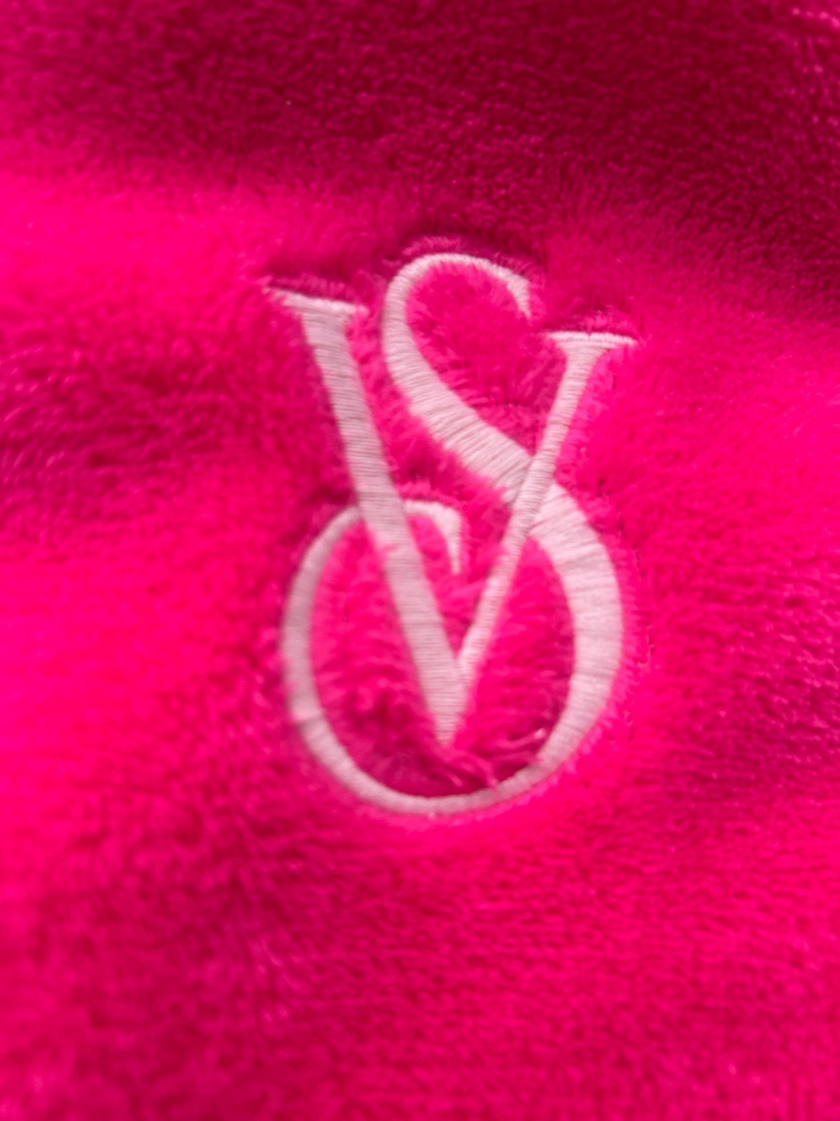 NEW Victoria Secrets Plush Cozy Robe with hood
