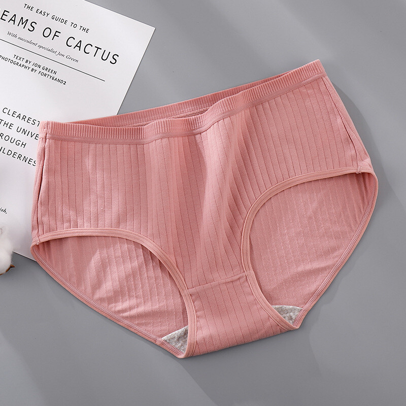 Women’s Plus Size Solid Color Cotton Antibacterial Mid-waist Seamless Panties