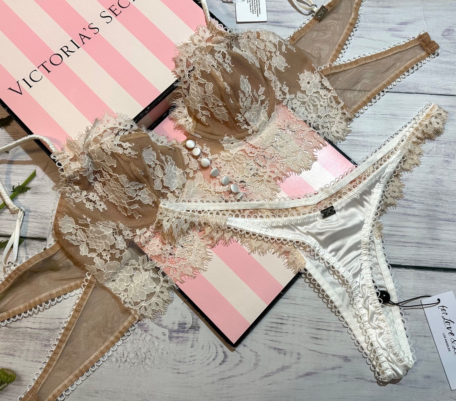 For Love And Lemons Faye Lace Thong Panty White Large