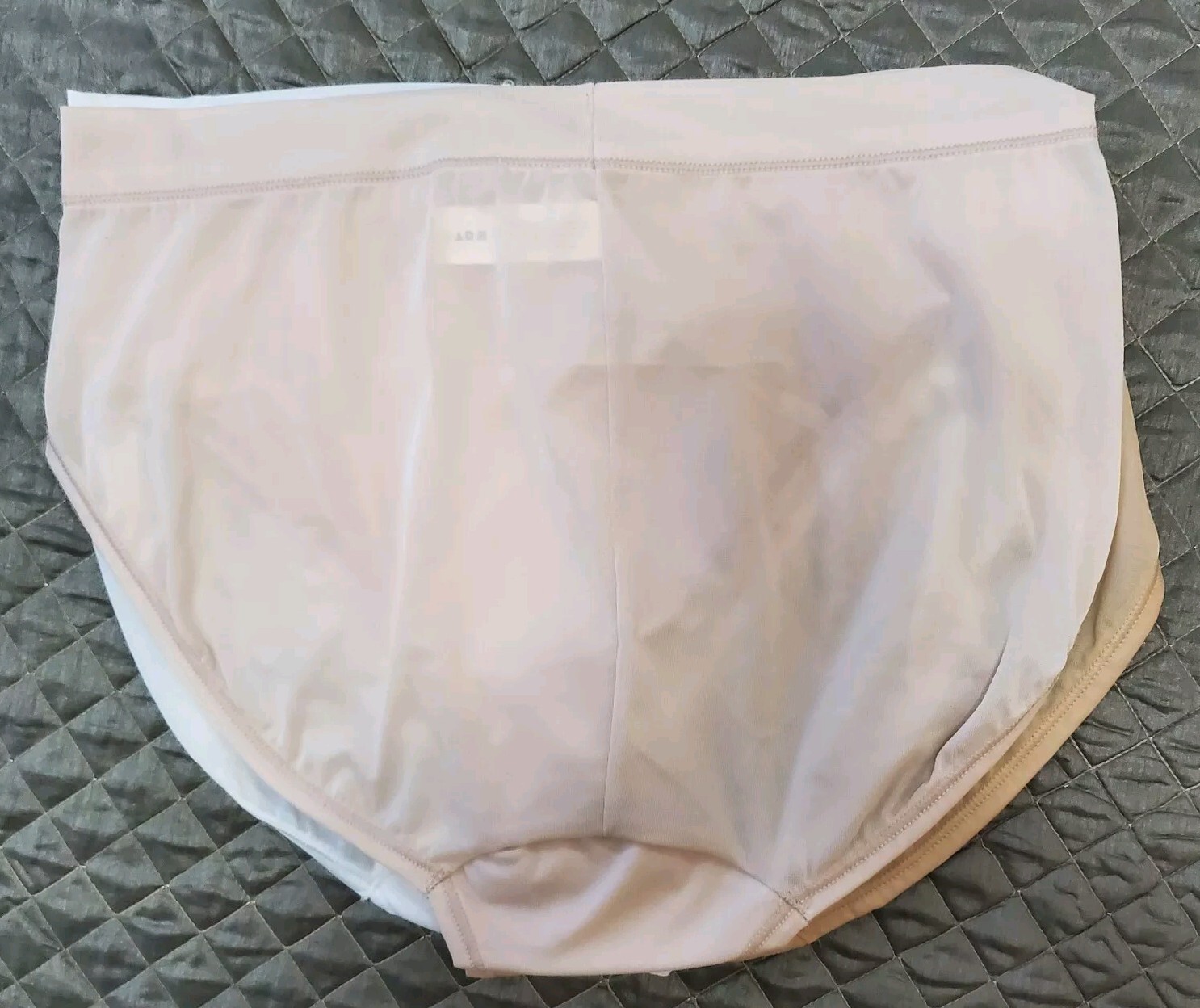 Bali Smoothing ultra light Brief panties 3 pair size 2XL/9 style DFMEB3- NWT