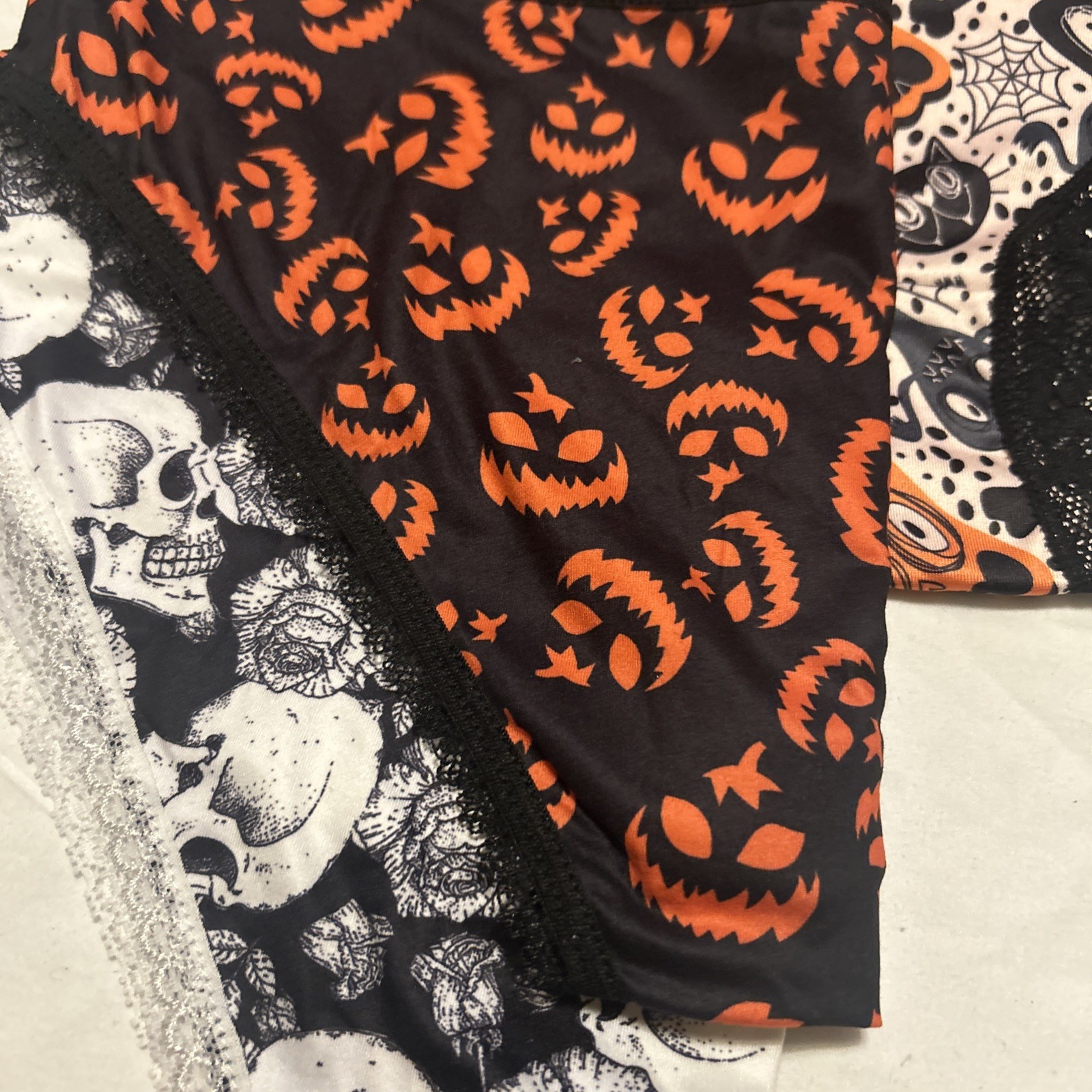 Morvia 3pk lace trim goth Skater Emo panties L Black Orange & White Skull Ghost