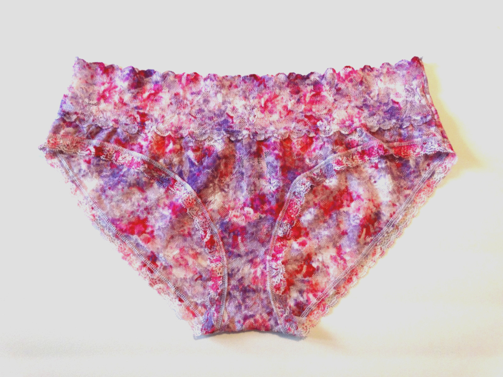 Victoria’s Secret Floral Lace Hiphugger Hipster Panty ~Medium~ Pink Purple White