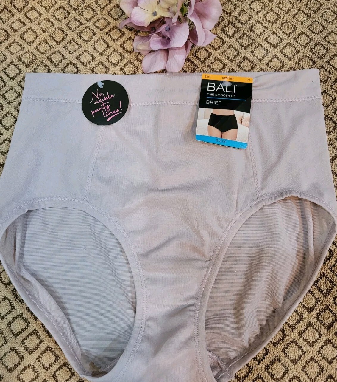 Rare BALI One Smooth U Brief Panty DFMEBF Size 8/XL nwt $13.00