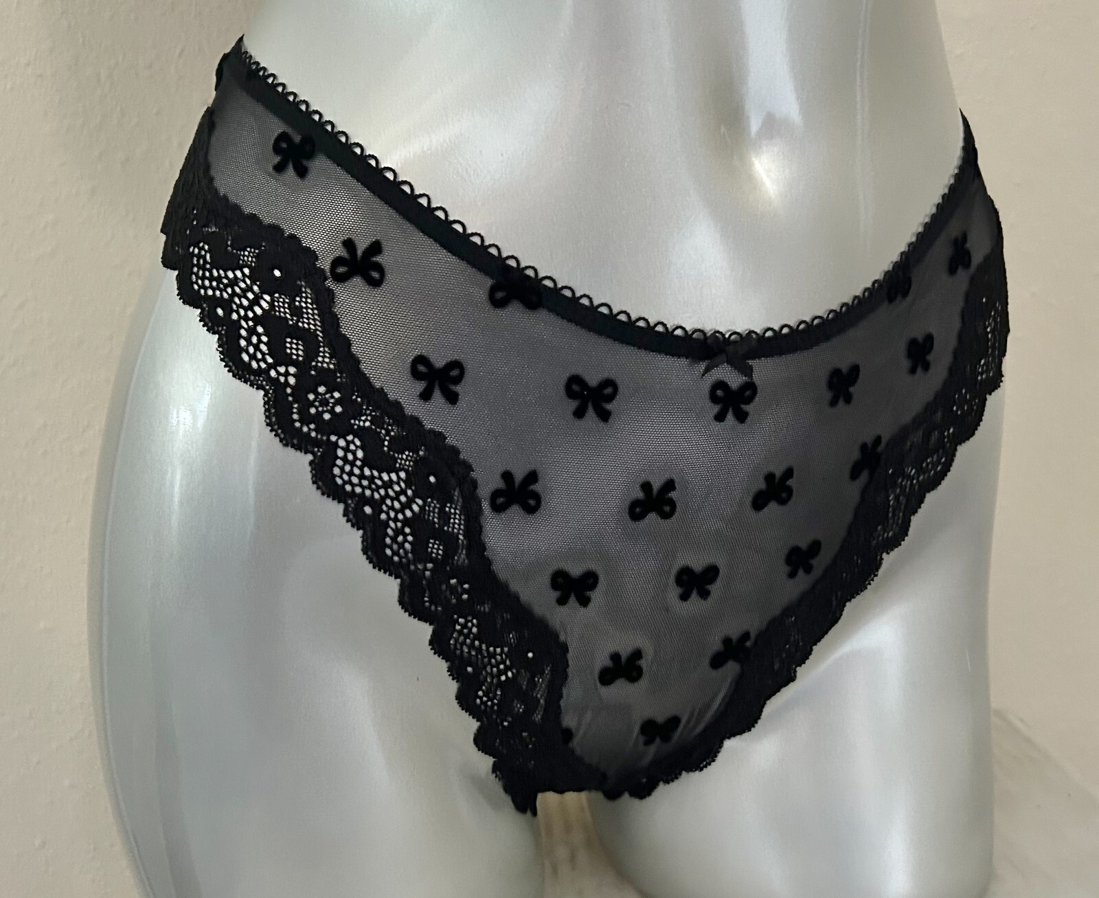 Nwt Victorias Tease Secret Lace Trim High Leg Scoop Thong Panty Black Bows L