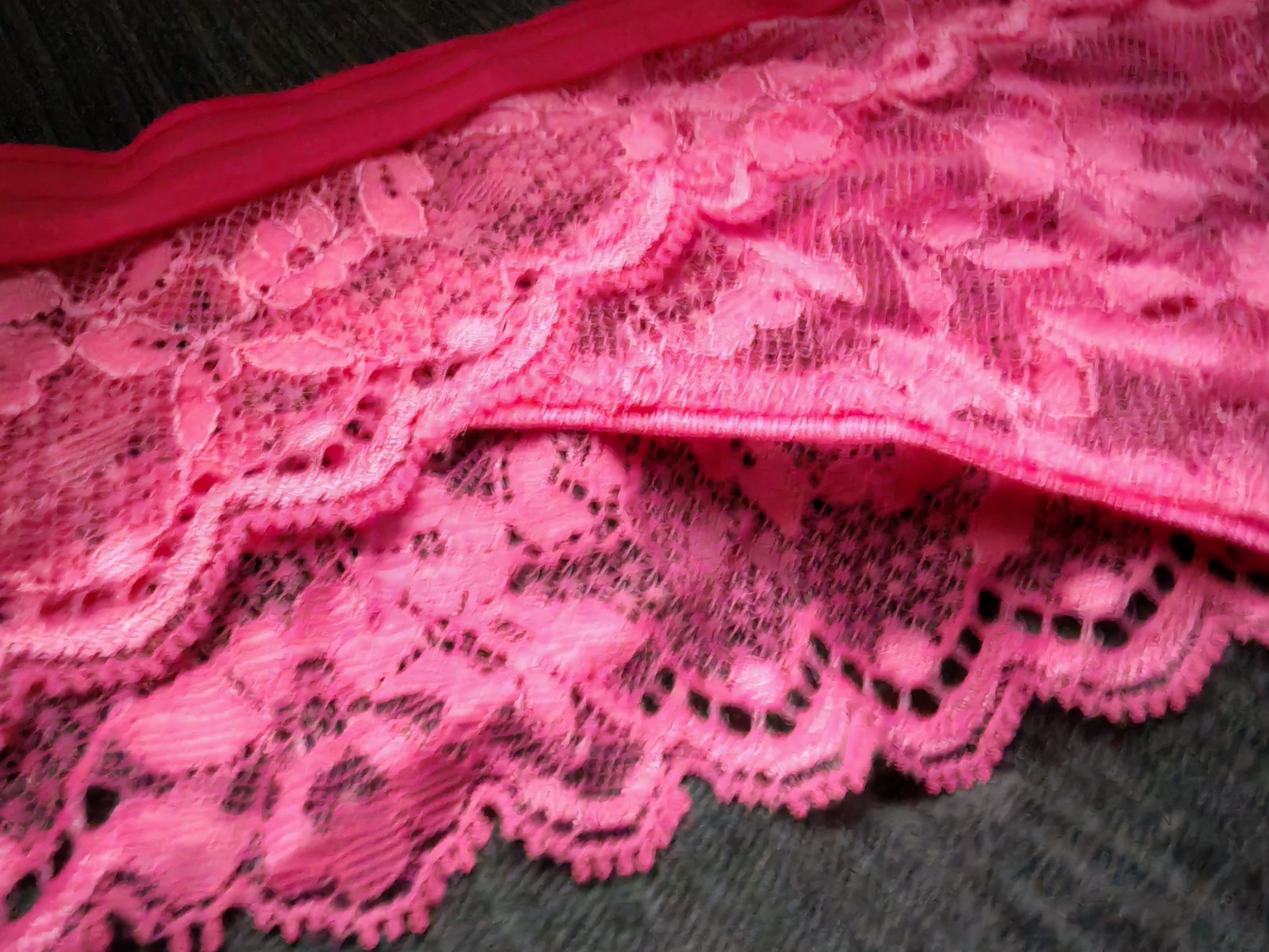 Freya Offbeat Bright Pink Lacey Brazilian Brief Size Large Or UK 14