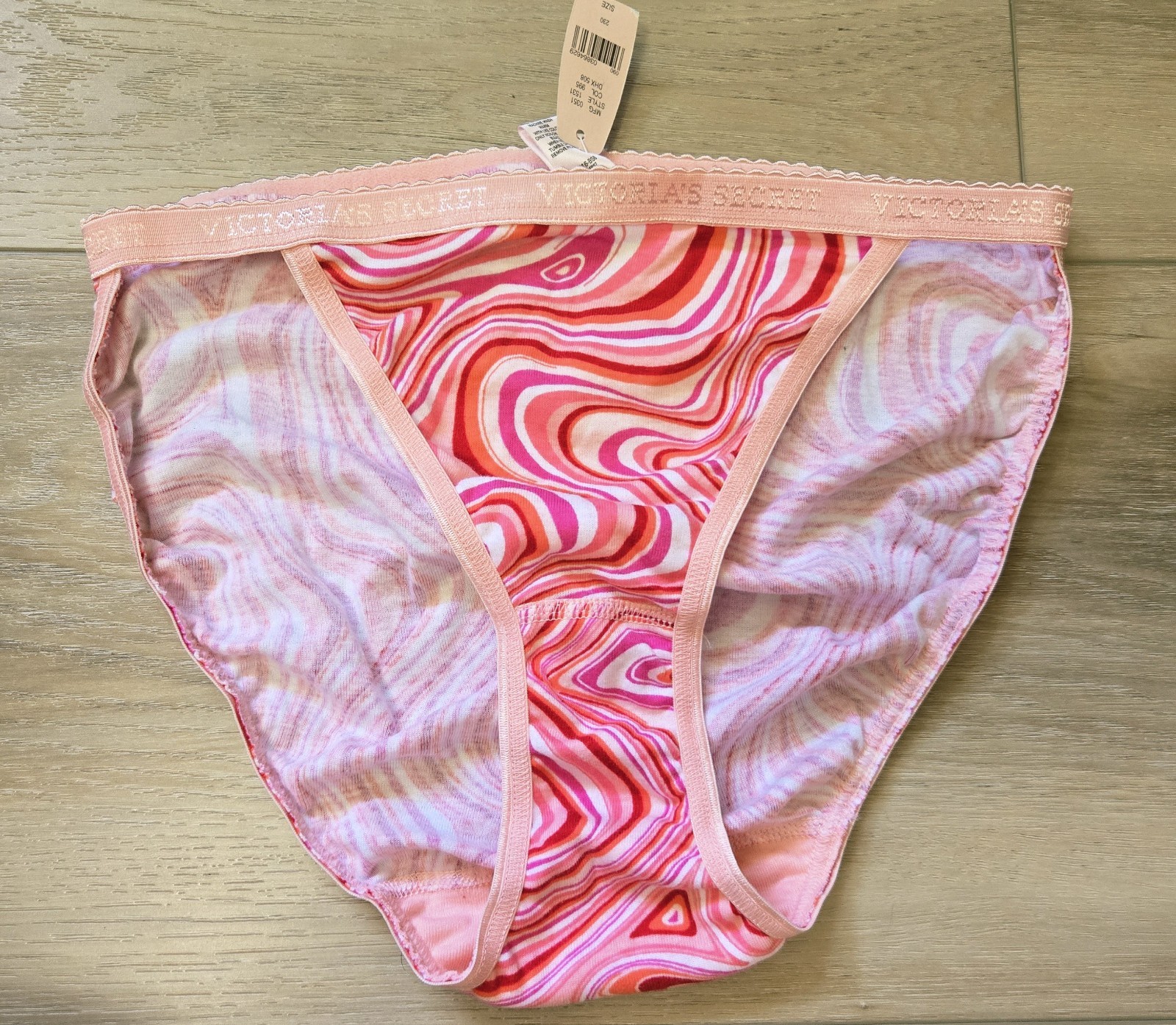 NWT Vintage Victoria’s Secret Cotton Signature Waistband String Bikini Panties M