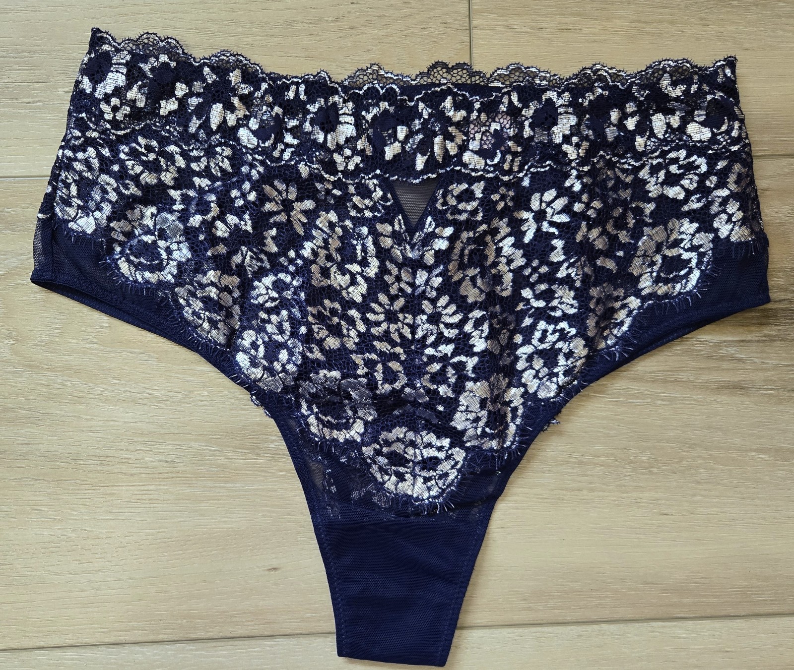Vintage Victoria’s Secret Dream Angels Lace Mesh High-Waist Cheeky Panties M
