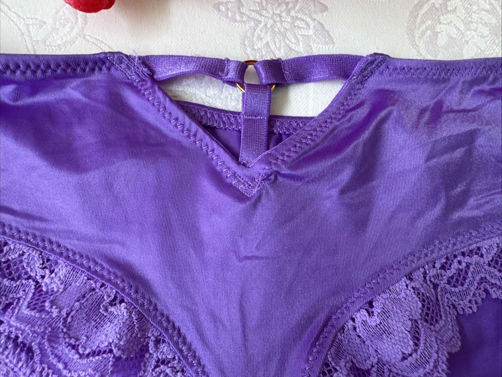 VICTORIA’S SECRET M PURPLE SILKY STRAPPY CHARM BACK THONG STRING PANTIES NWT