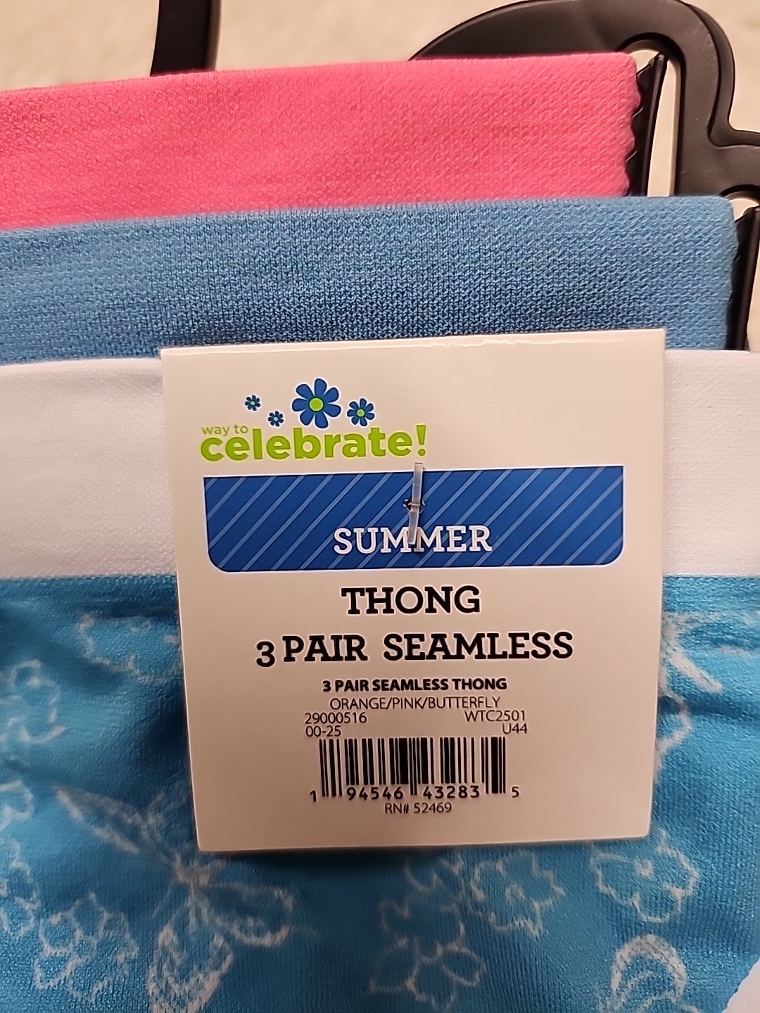 NWT Way To Celebrate 3-Pack Seamless Thong Panties Size Medium Multicolor