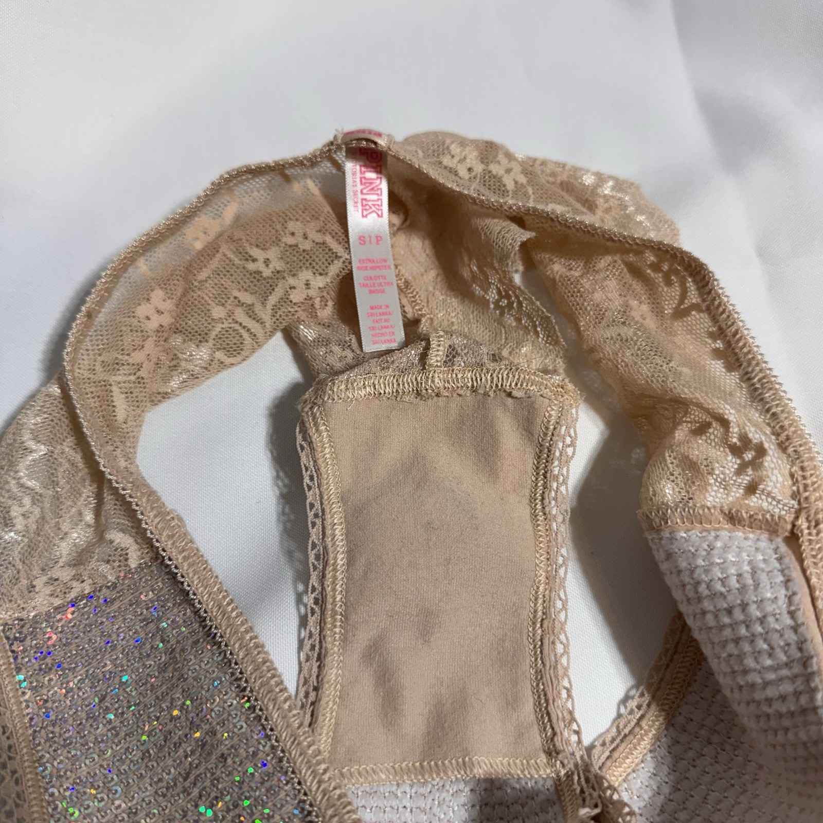 NWOT VICTORIA’S SECRET Extra Low Rise Hipster PANTIES Sequins Lace PINK S Rare