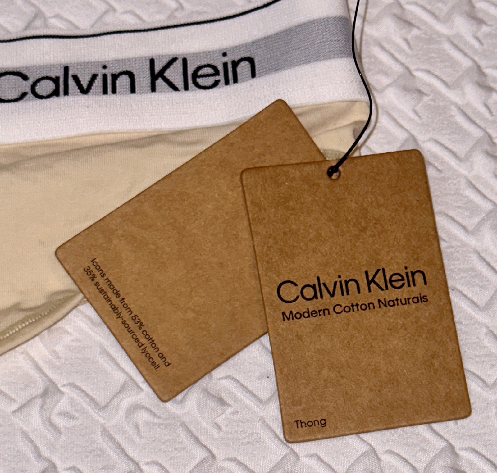 CALVIN KLEIN Modern Cotton Naturals Thong Panty NEW Womens Plus Sz 1X QF7046