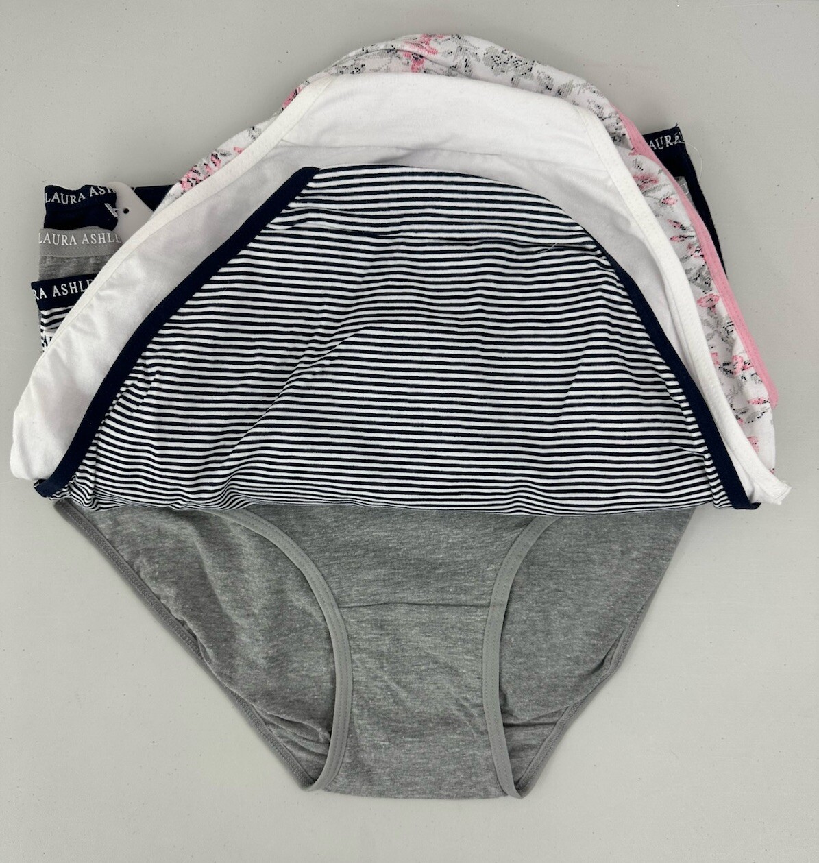 Laura Ashley Women’s M Underwear 5-Pack Panties Flowers Pink White Grey Navy NWT