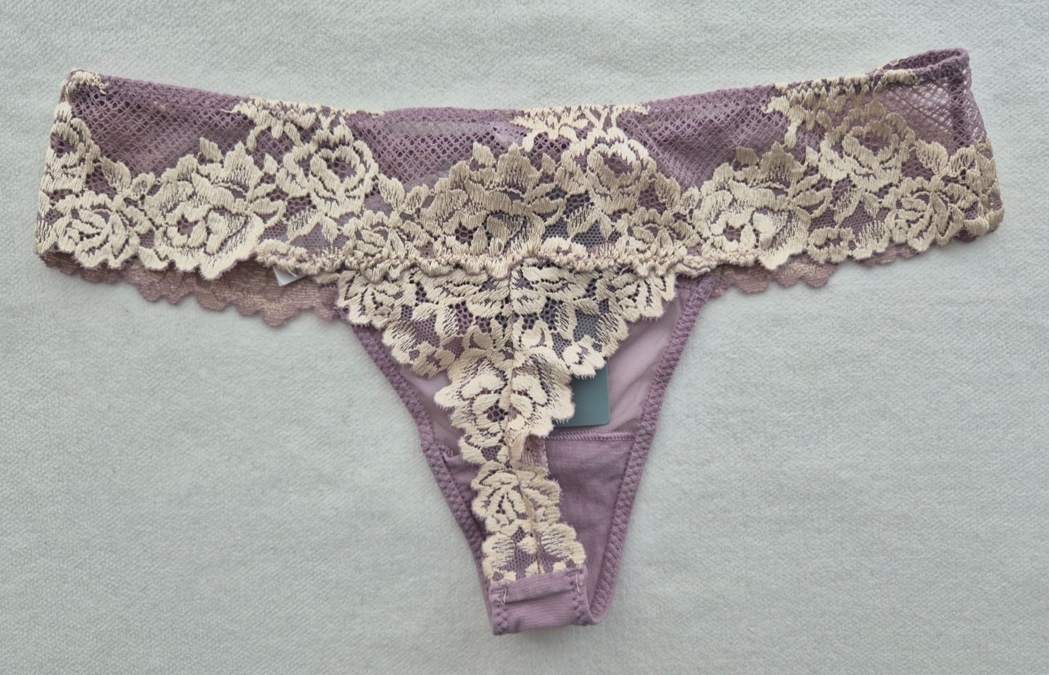 NEW Intimissimi Pretty Flowers Tulle & Lace Brazilian Briefs Lily &Ivory Size M