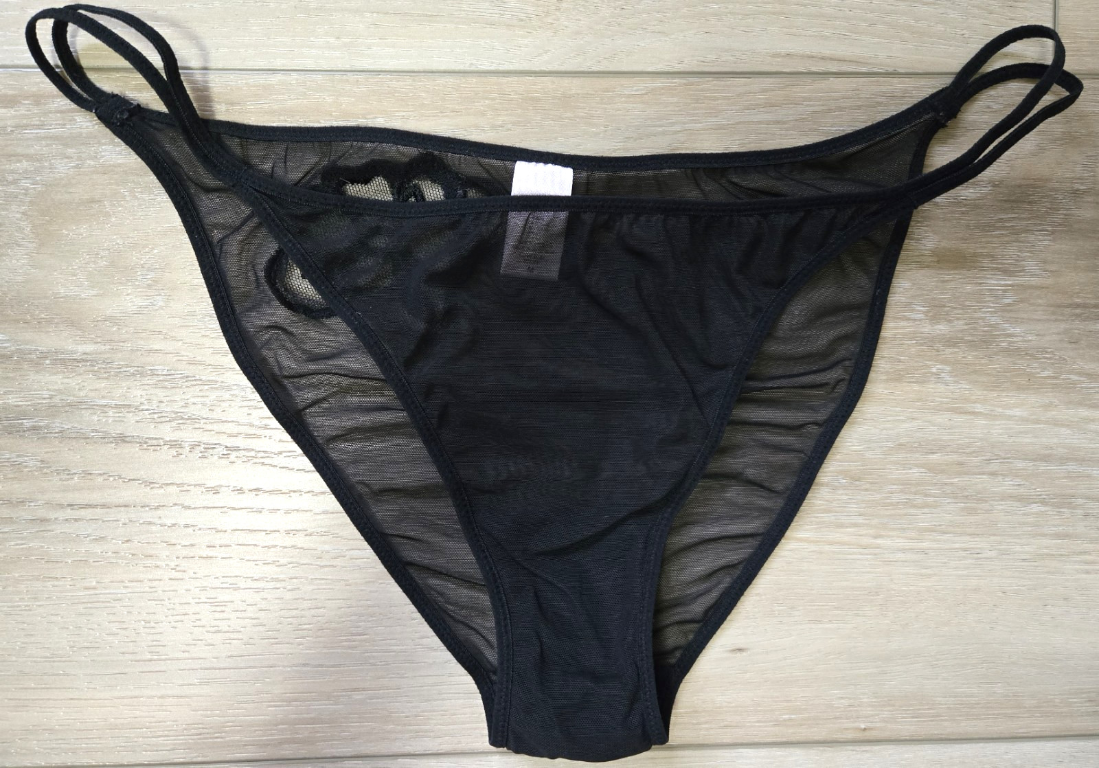 Vintage Victoria’s Secret Very Sexy Black Sheer Mesh Strappy Low Bikini Panty M