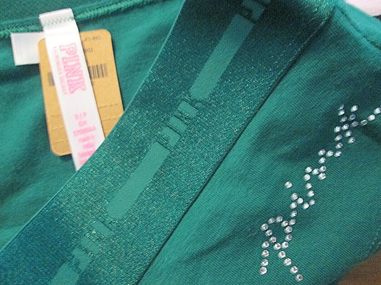 New Victoria’s Secret 💚Hipster ‘Love Pink’ Logo Top💗💚Size Small