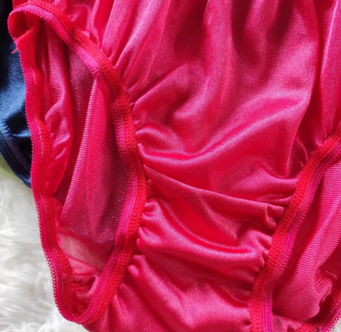 Women Bikini Nylon Briefs Soft Smooth Mixed Colors L Waist 28-32 Hip 32-38