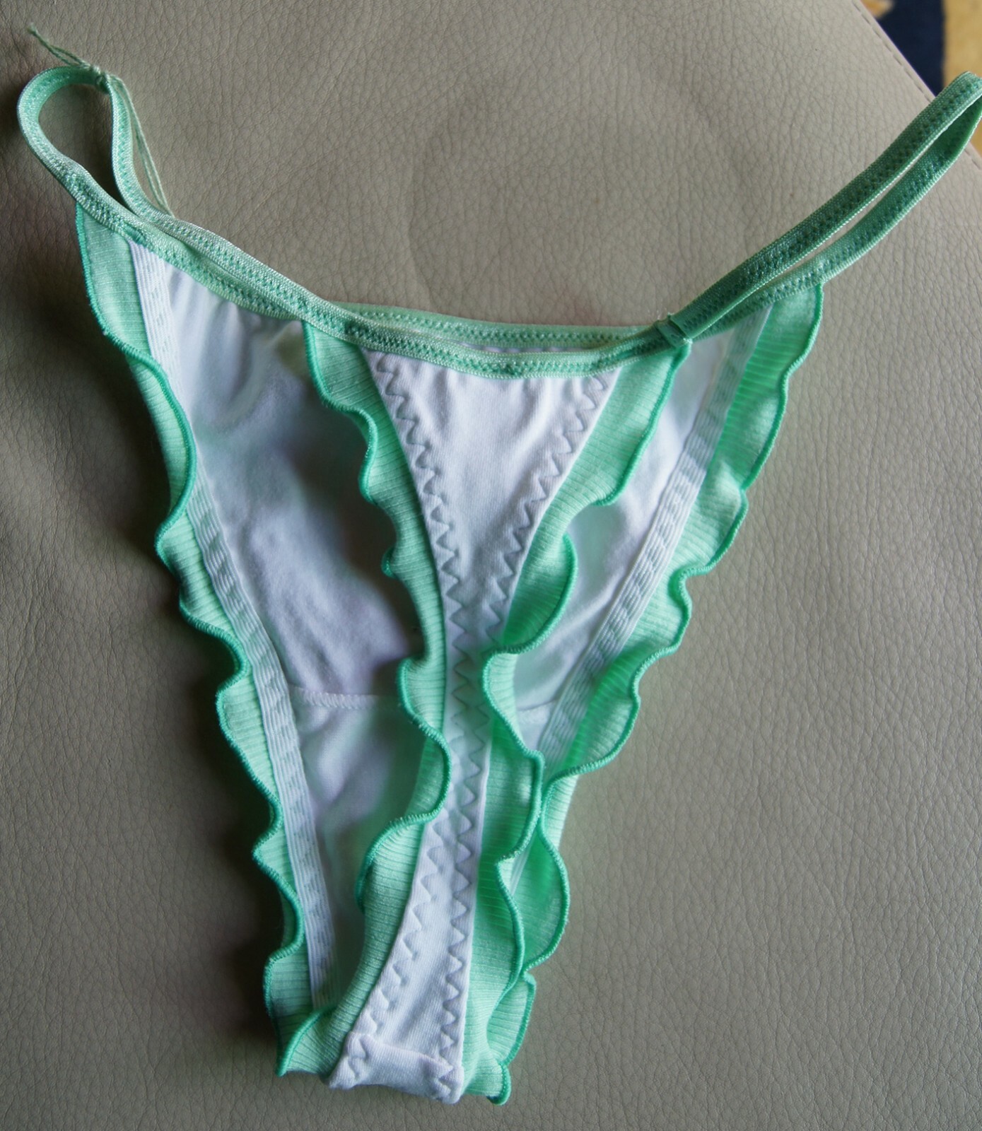 Verdissima White Cotton Thong Green Ruffle/Culotte With Lollypop 2 Pair Pack