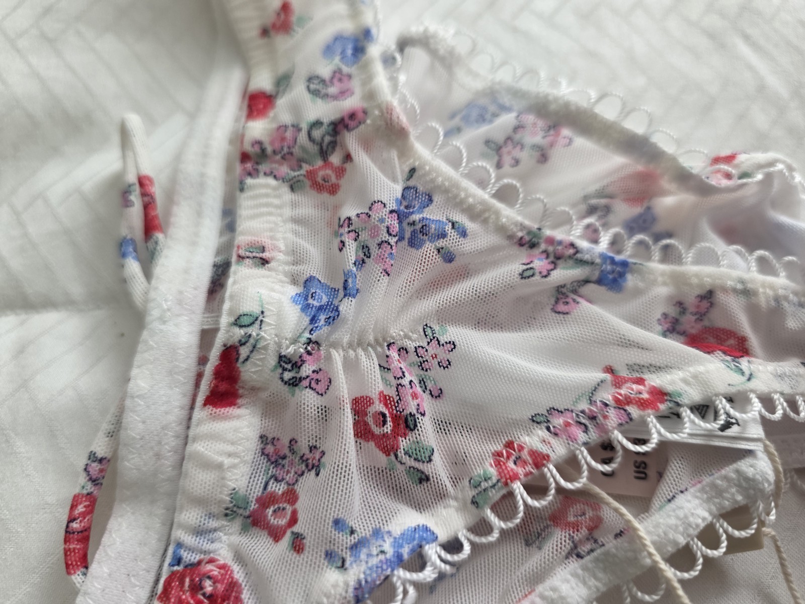 ​For Love & Lemons Lottie Thong Panty L Large VS Red Multi Floral NWT