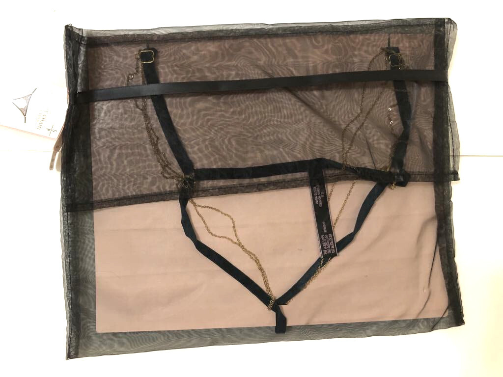 Victoria’s Secret Delicate Chain Crotchless String Cheeky Panty Dark Green NWT