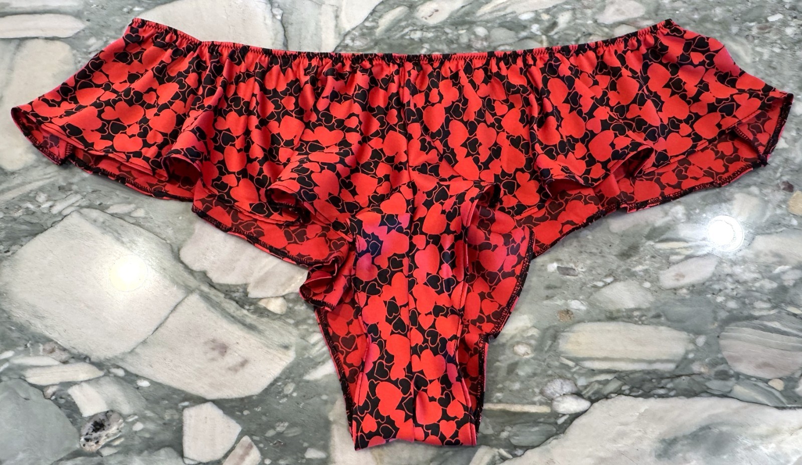 NEW Victoria Secret Very Sexy Satin Flutter Cheeky Shortie Red Hearts XL or XXL