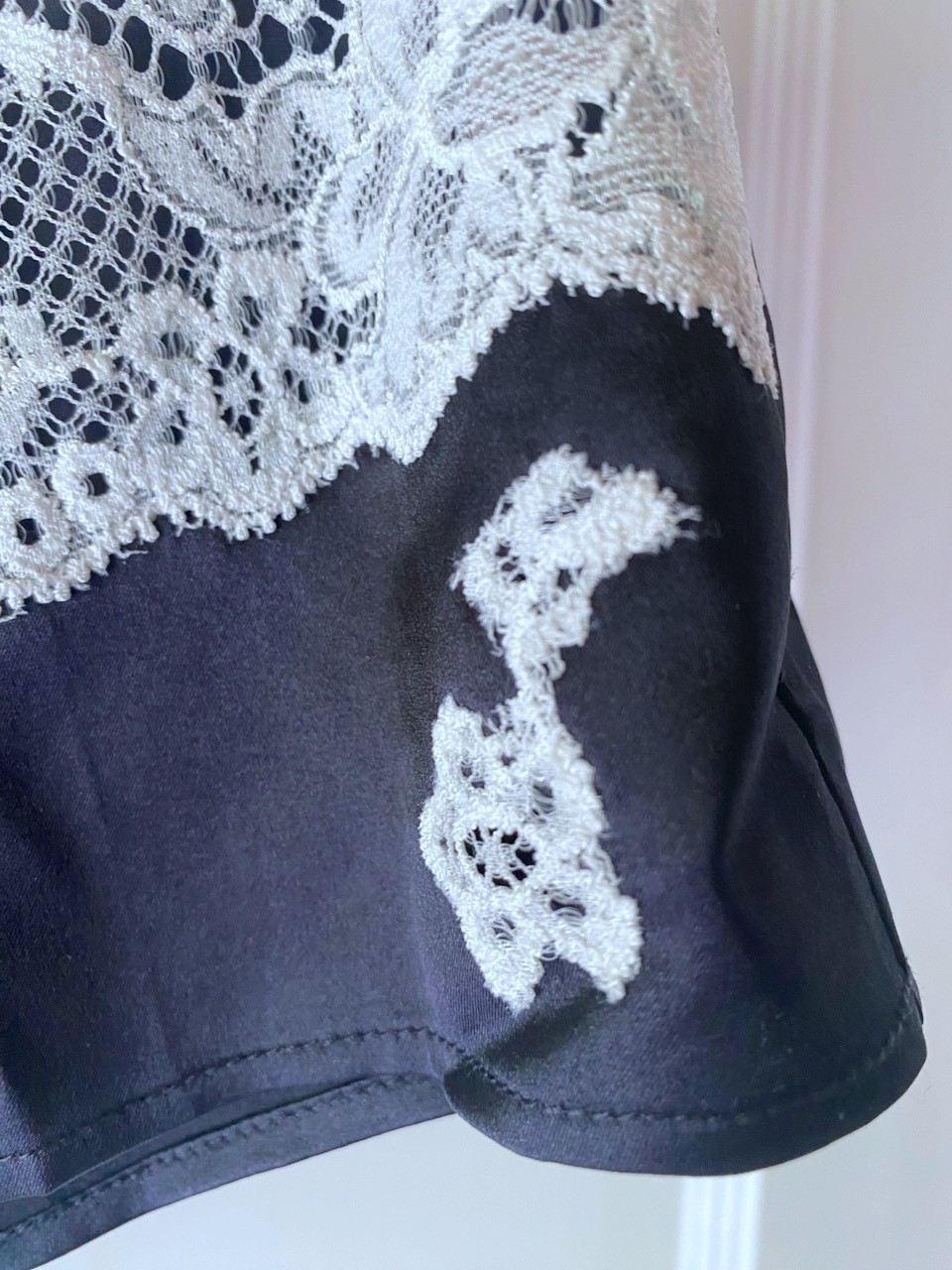 Silk & Lace Boyshorts, Black, Ivory lace, Small, NWT, 10068BKIV(S)