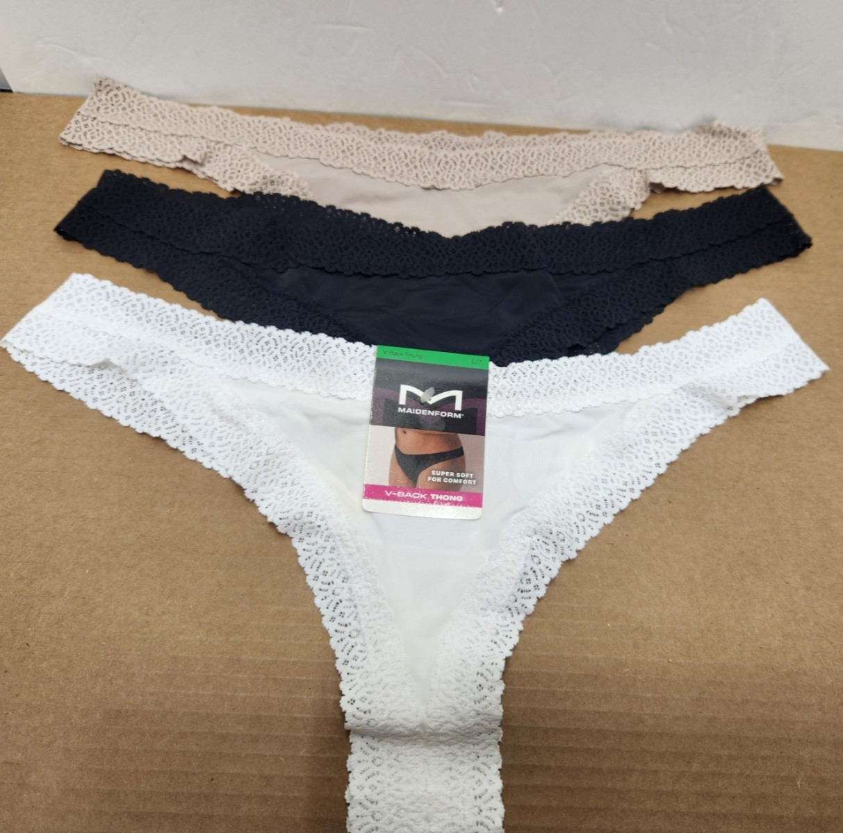 3 Pair NEW Maidenform DMMVBT Thongs V Back Thong Large 7 TAN,WHITE,BLACK