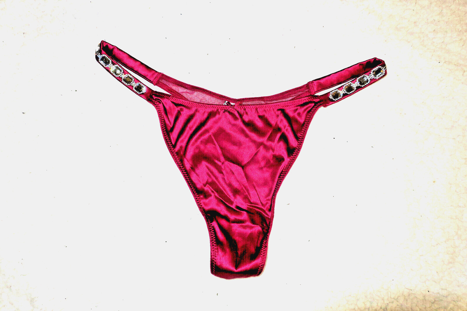 ❤️ XS DREAM ANGEL Victoria’s Secret ❤️ STRETCH-SATIN panties ❤️THONG RHINESTONES