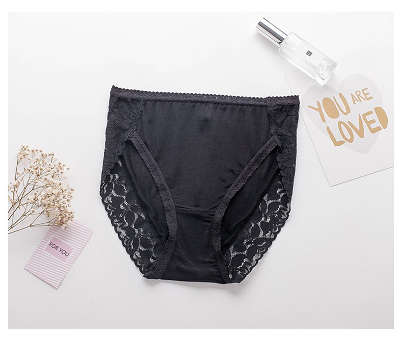 100% Mulberry Silk Underwear For Women Briefs Thin Silk Lady Panties Embroidered