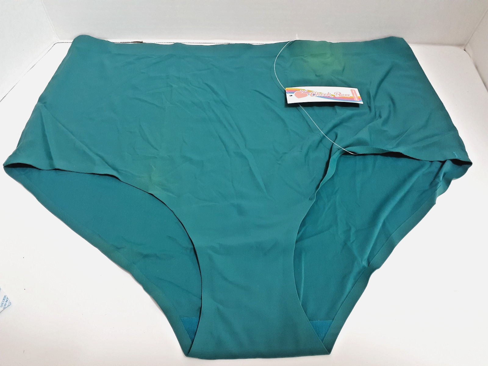 Cheek Boss Panties NWT Size 3XL No Show Silky Comfortable ~ Has slight fading