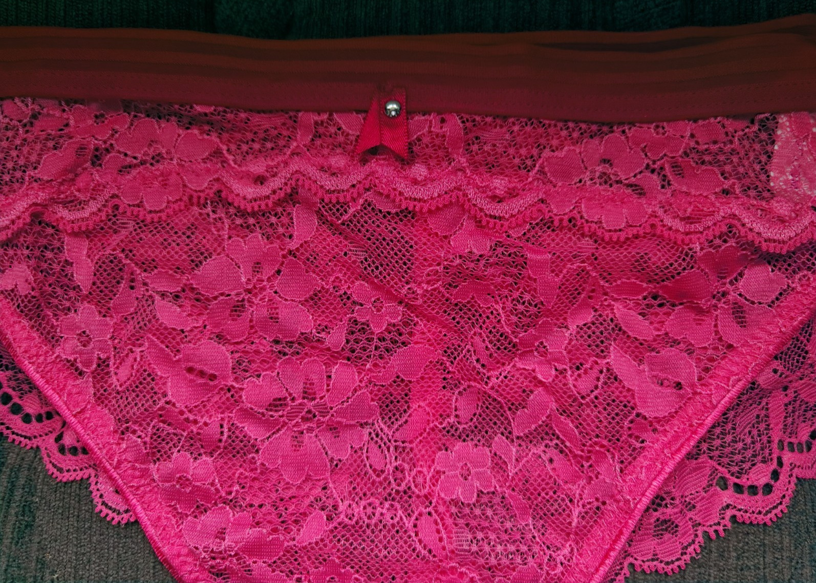 Freya Offbeat Bright Pink Lacey Brazilian Brief Size Large Or UK 14