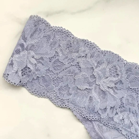 Soma Embraceable Signature All-Over Lace Thong Panty Sweet Lavender Size M