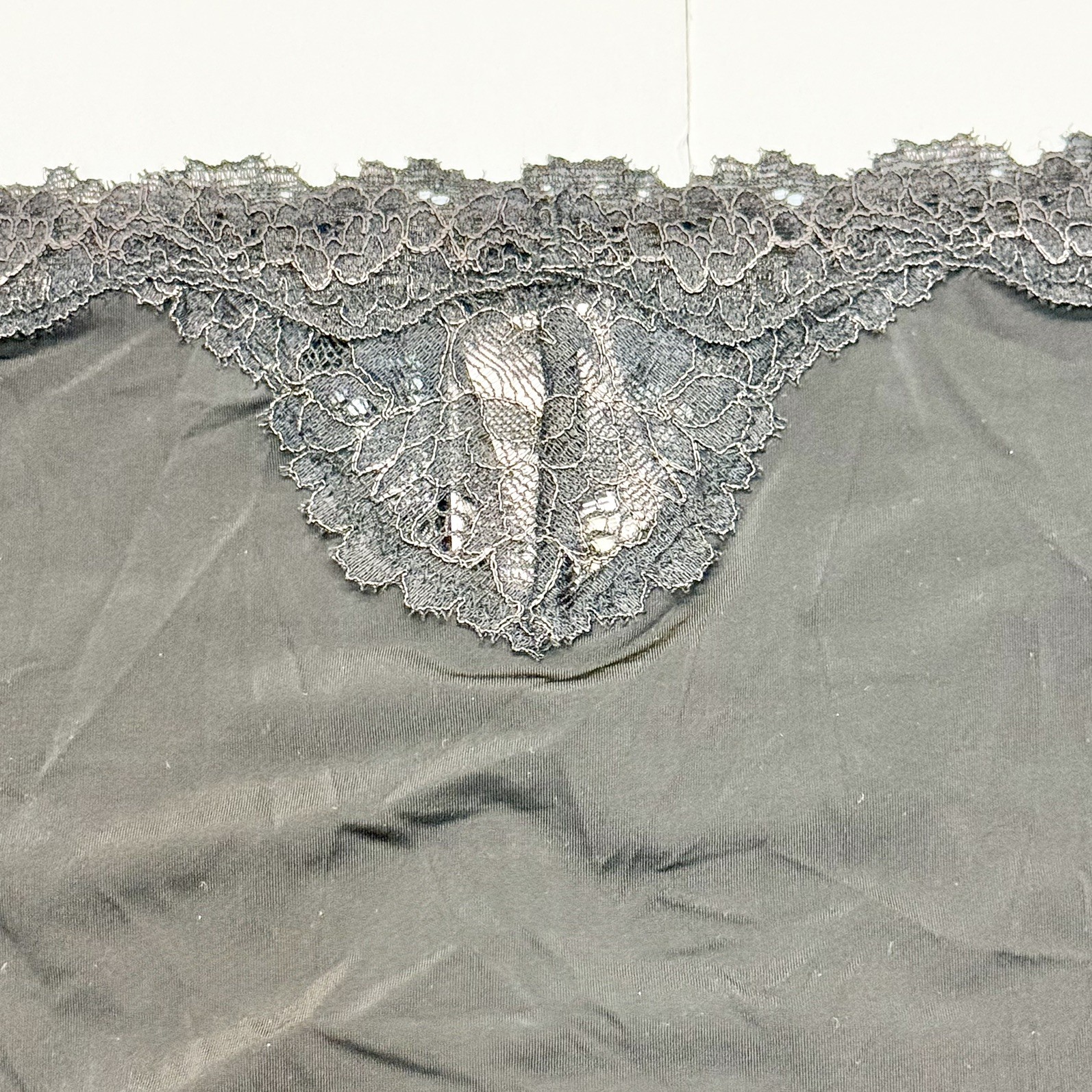 Vintage 2017 Victoria’s Secret Dream Angels Smooth Lace Cheekini Panties Small