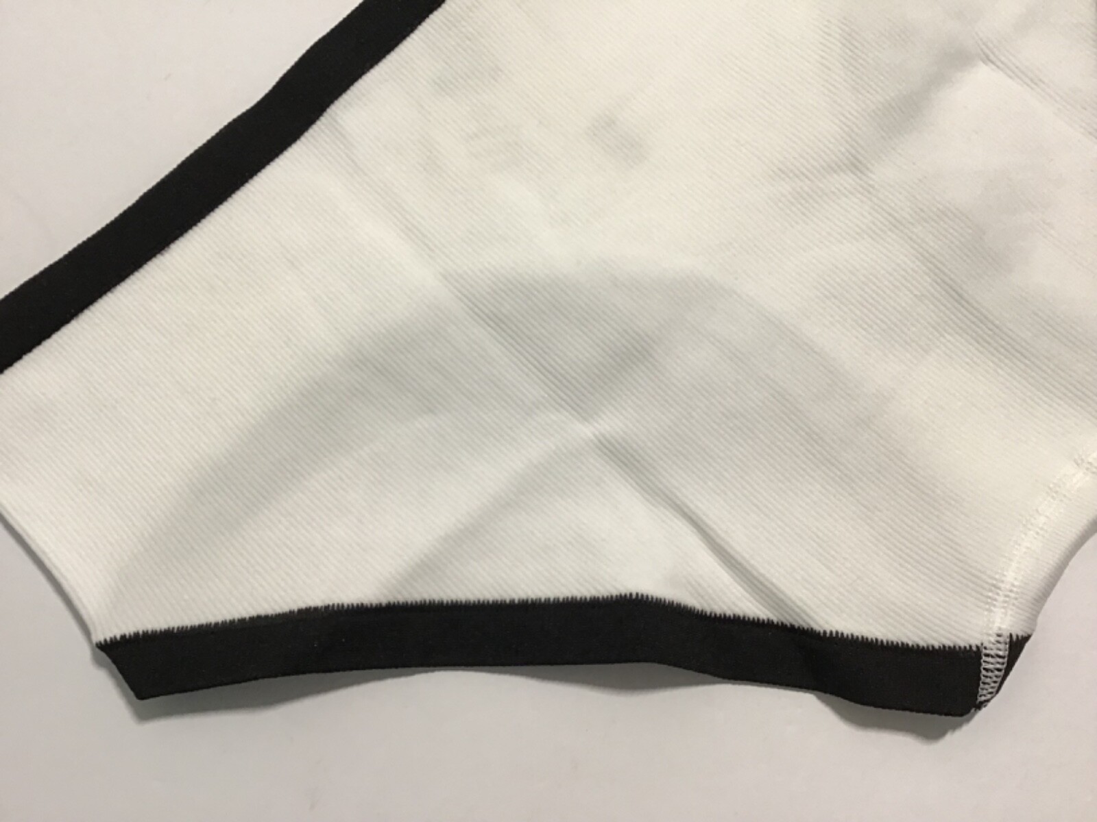 Victoria’s Secret Pink Seamless Hiphugger Panty White w/ Black Ribbed Large NEW