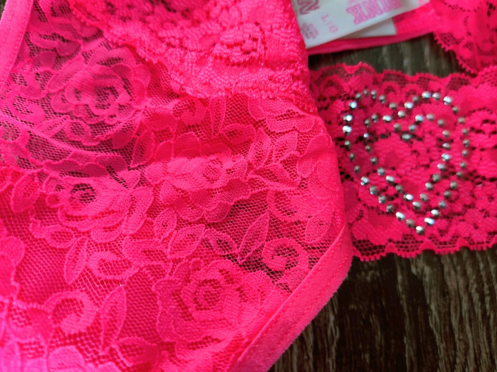 NWT Victoria’s Secret Vintage Sexy Lace Thong Panty L Bling Heart
