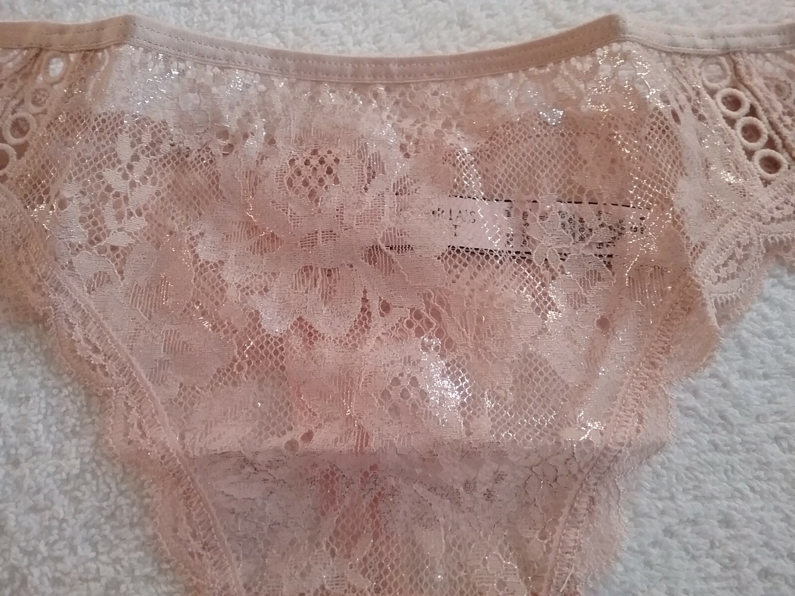 Victoria’s Secret Large Floral Lace Thong Pantie Sugar Baby Shine Foil Pink New