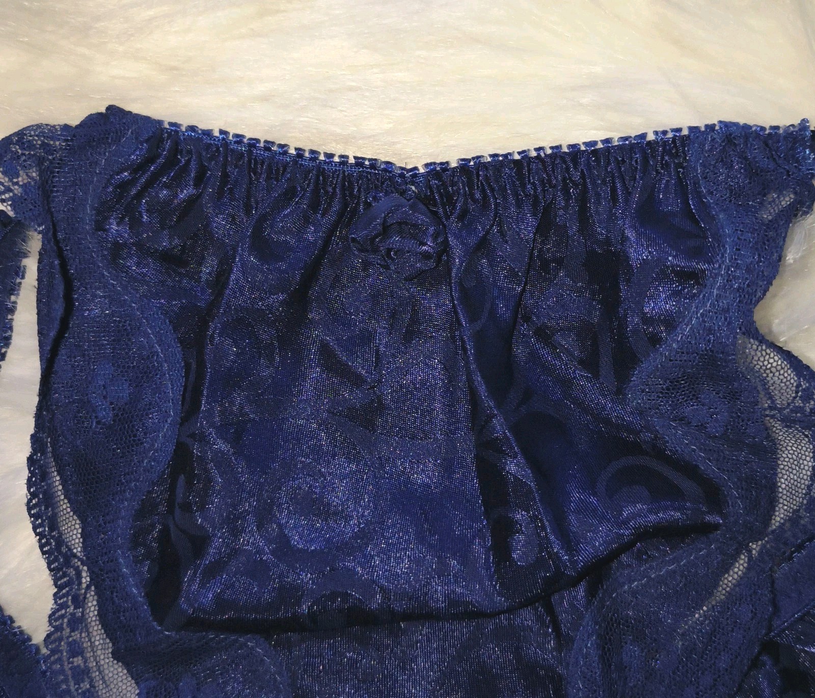 Vintage Nwot 1990s Satin & Lace String Bikini size Medium/6. Bubble Butt. Navy