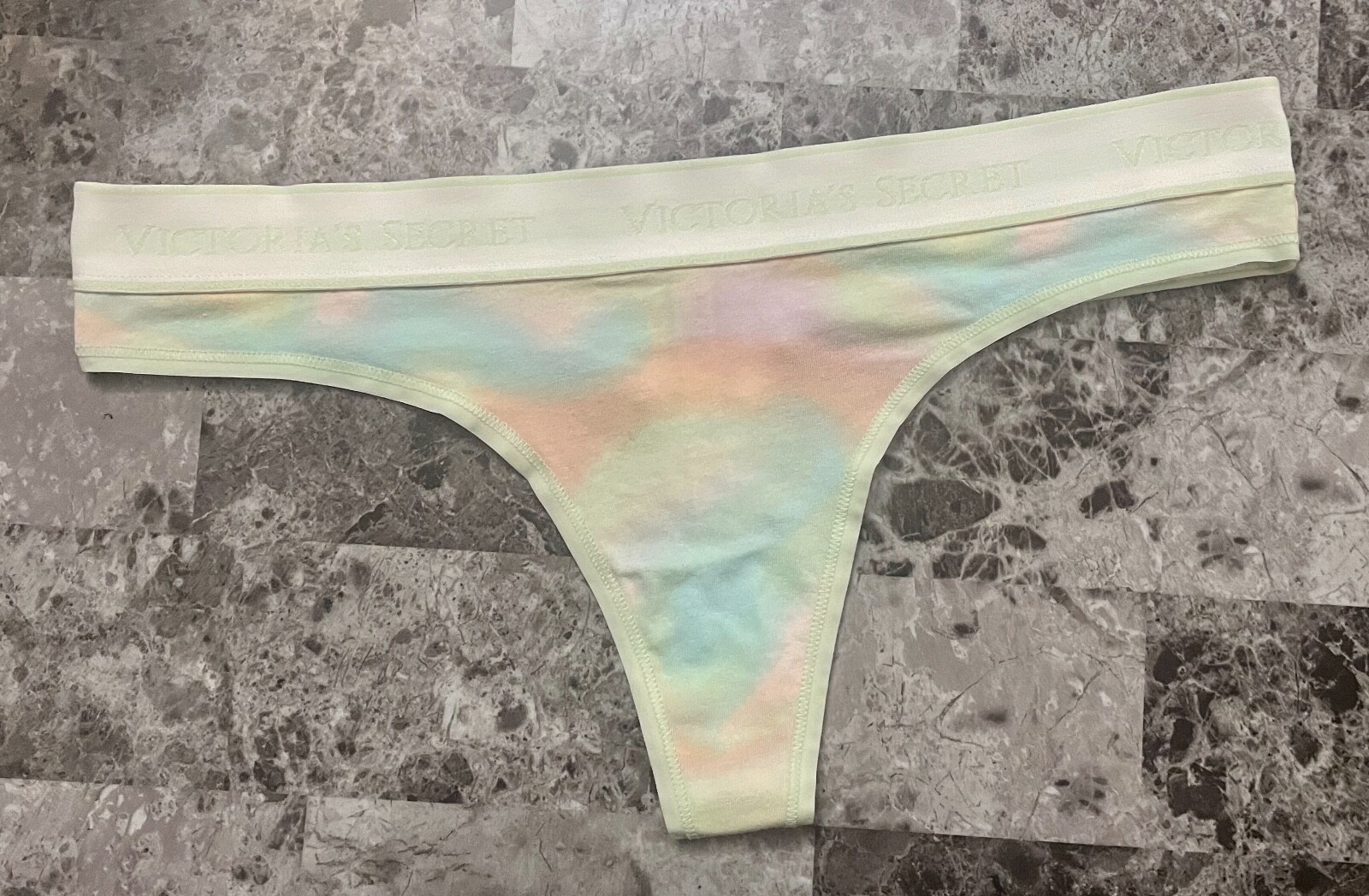 NWOT VICTORIA’S SECRET BLUE PINK TIE DYE GREEN THICK LOGO BAND THONG PANTIES