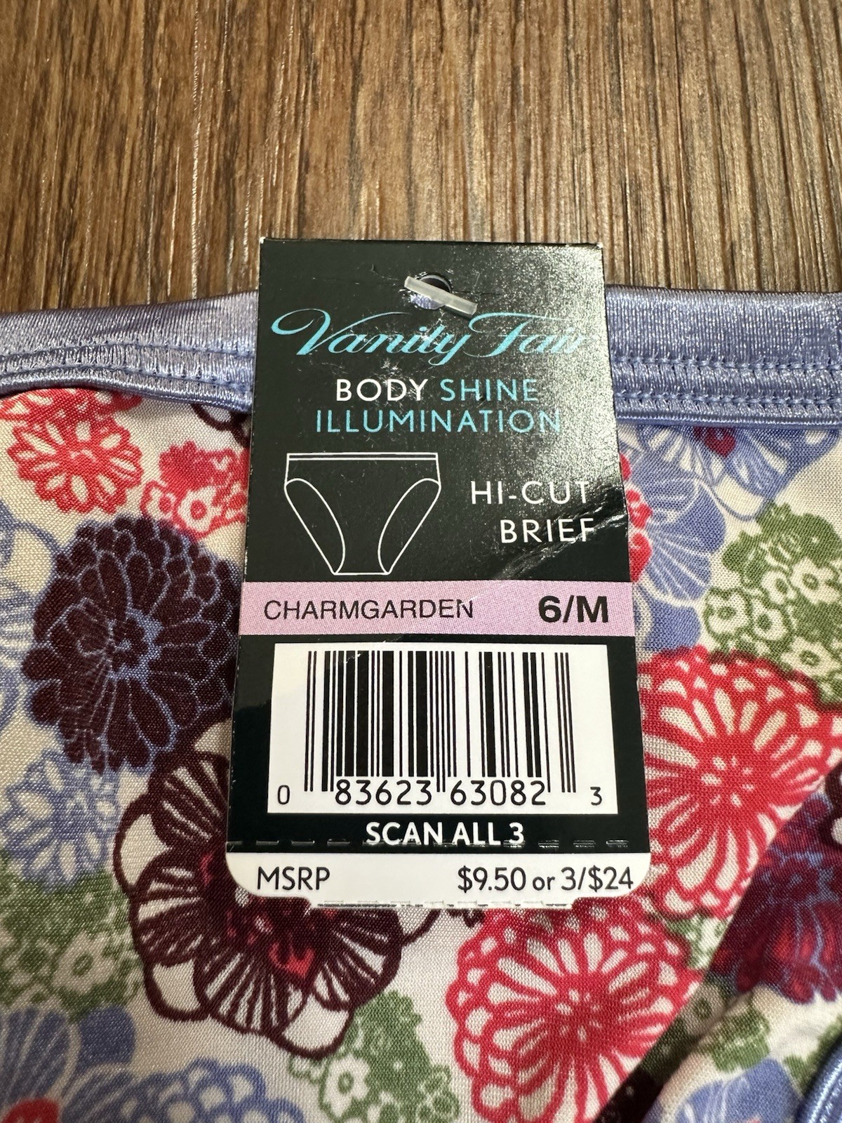 XRARE PATTERN!! NWT Size 6 (M) Vanity Fair Illumination Hi-Cut Panties 13108