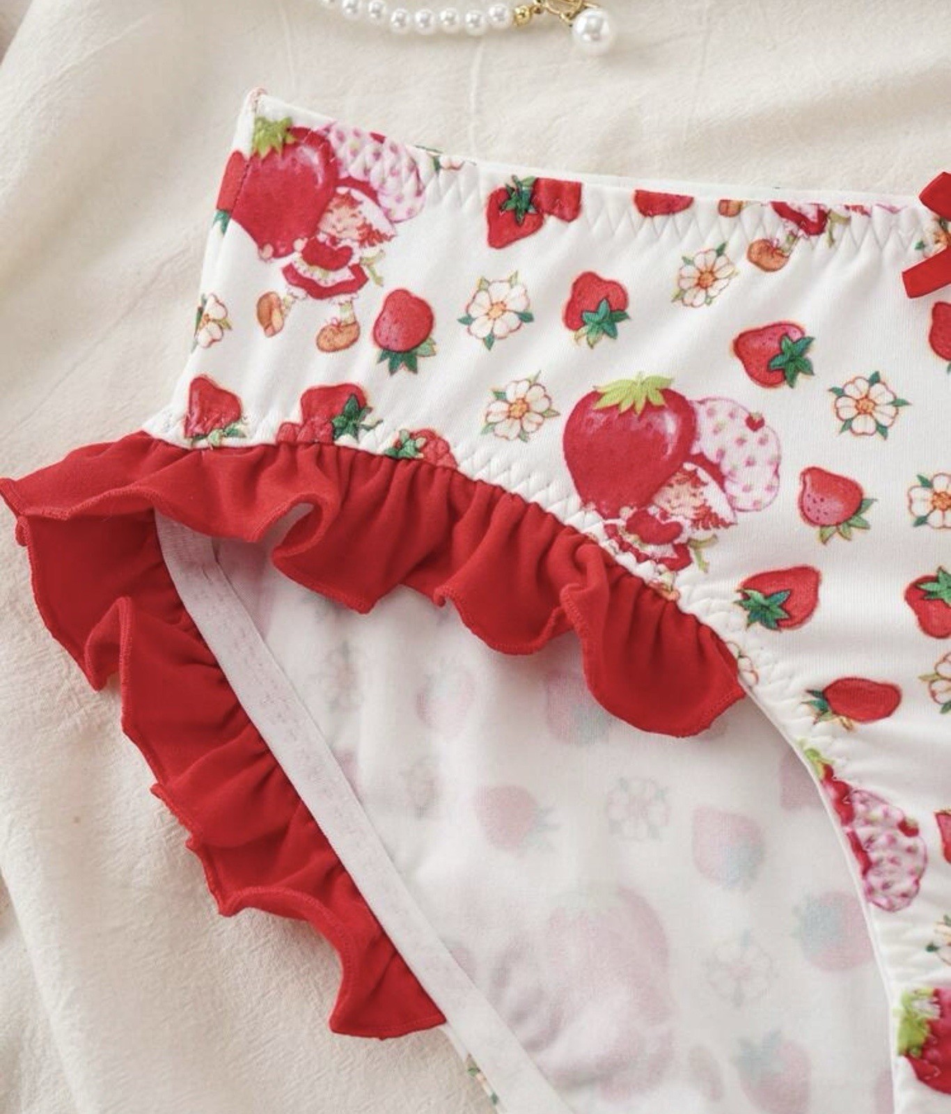 Strawberry Shortcake Licensed Women’s Teen Kawaii Bikini Panties Ruffle Medium