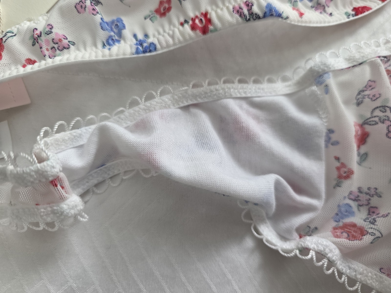 ​For Love & Lemons Lottie Thong Panty L Large VS Red Multi Floral NWT