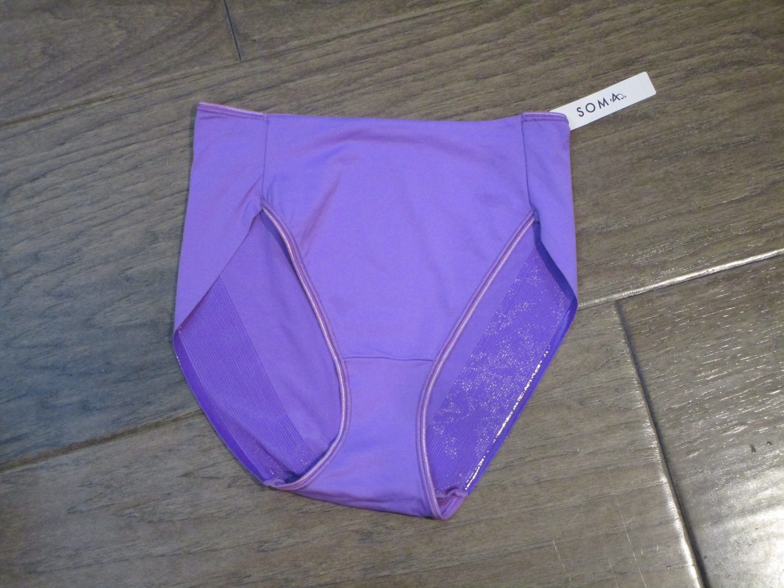 SOMA VANISHING TUMMY HIGH LEG PANTIES IN AMETHYST ORCHID SIZE MEDIUM
