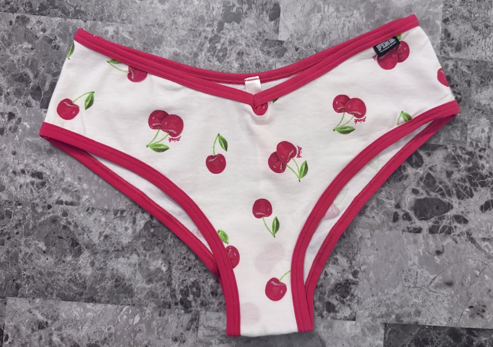 NWOT VICTORIA’S SECRET PINK MEDIUM WHITE RED CHERRY PRINT RARE CHEEKSTER PANTIES