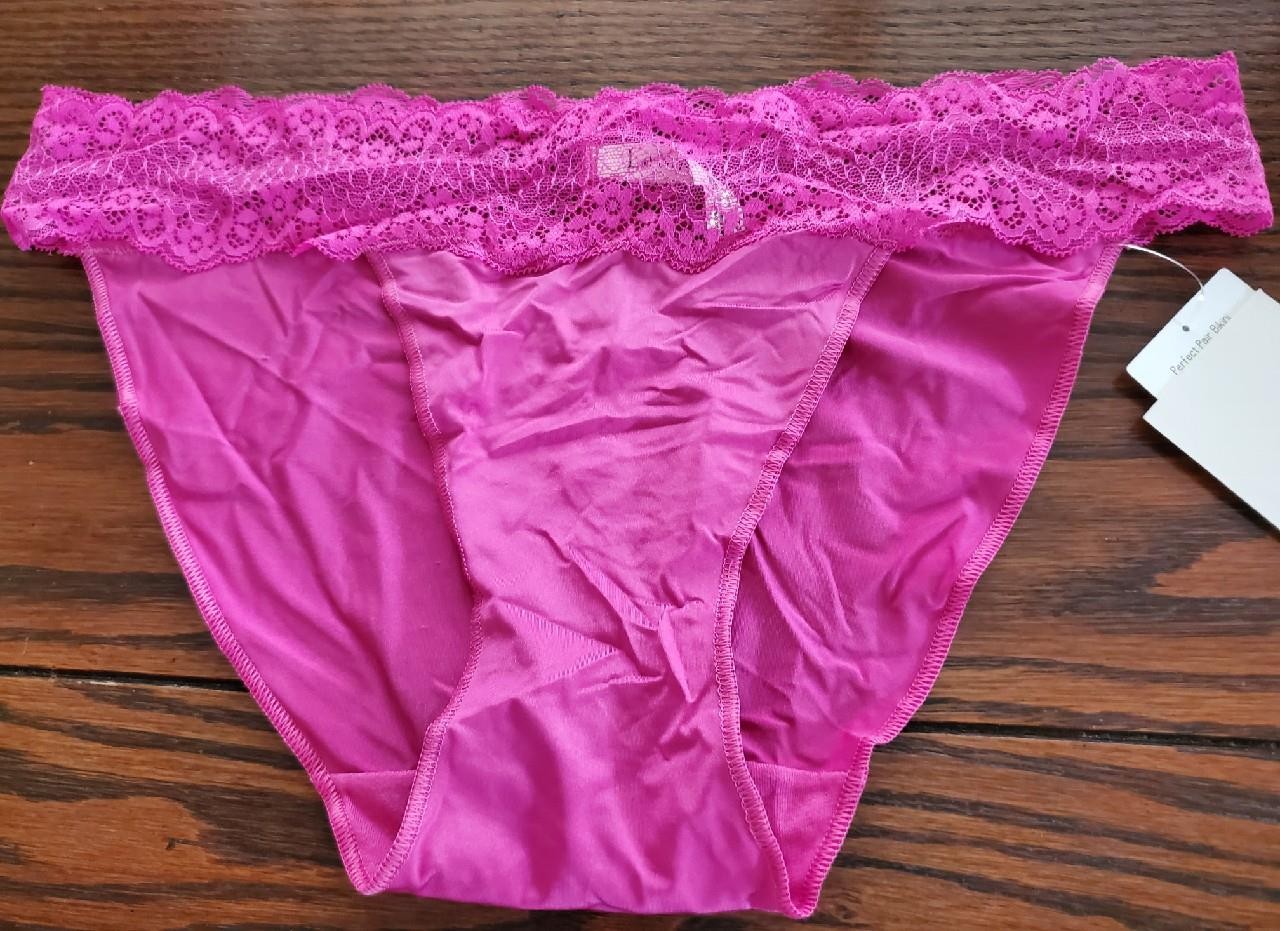NWT LE MYSTERE PERFECT PAIR MICROFIBER w LACE BIKINI PANTIES 2361 RASPBERRY L