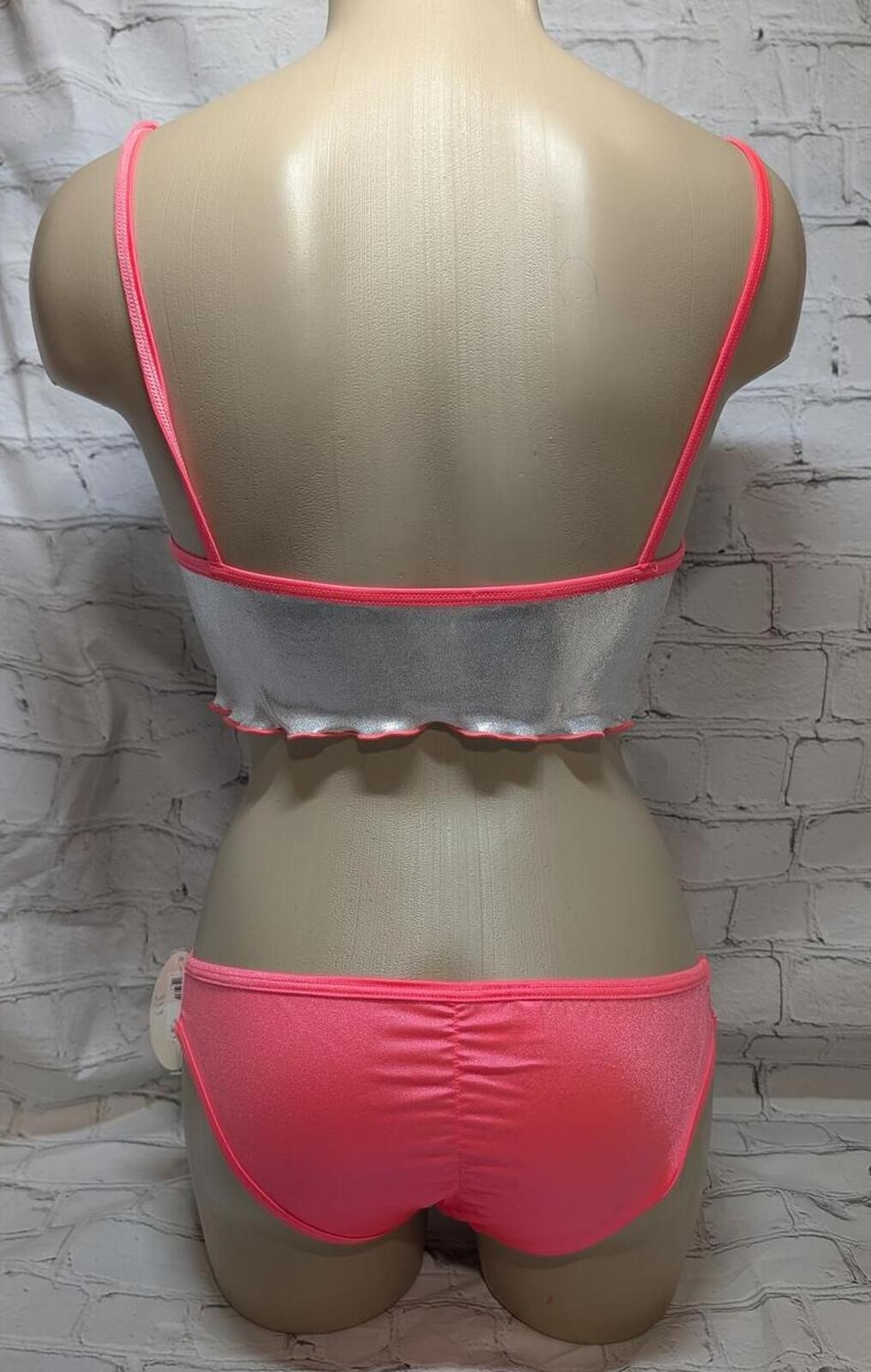 BODYZONE VINTAGE Silver and coral top and scrunch butt bottom NWT
